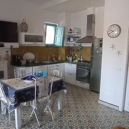 Casa Caraedo Sulla Isola Salina Holiday home Lingua