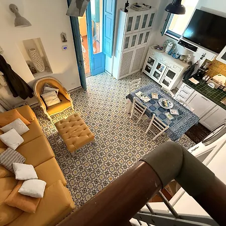 Casa Caraedo Sulla Isola Salina بيت للعطل *
